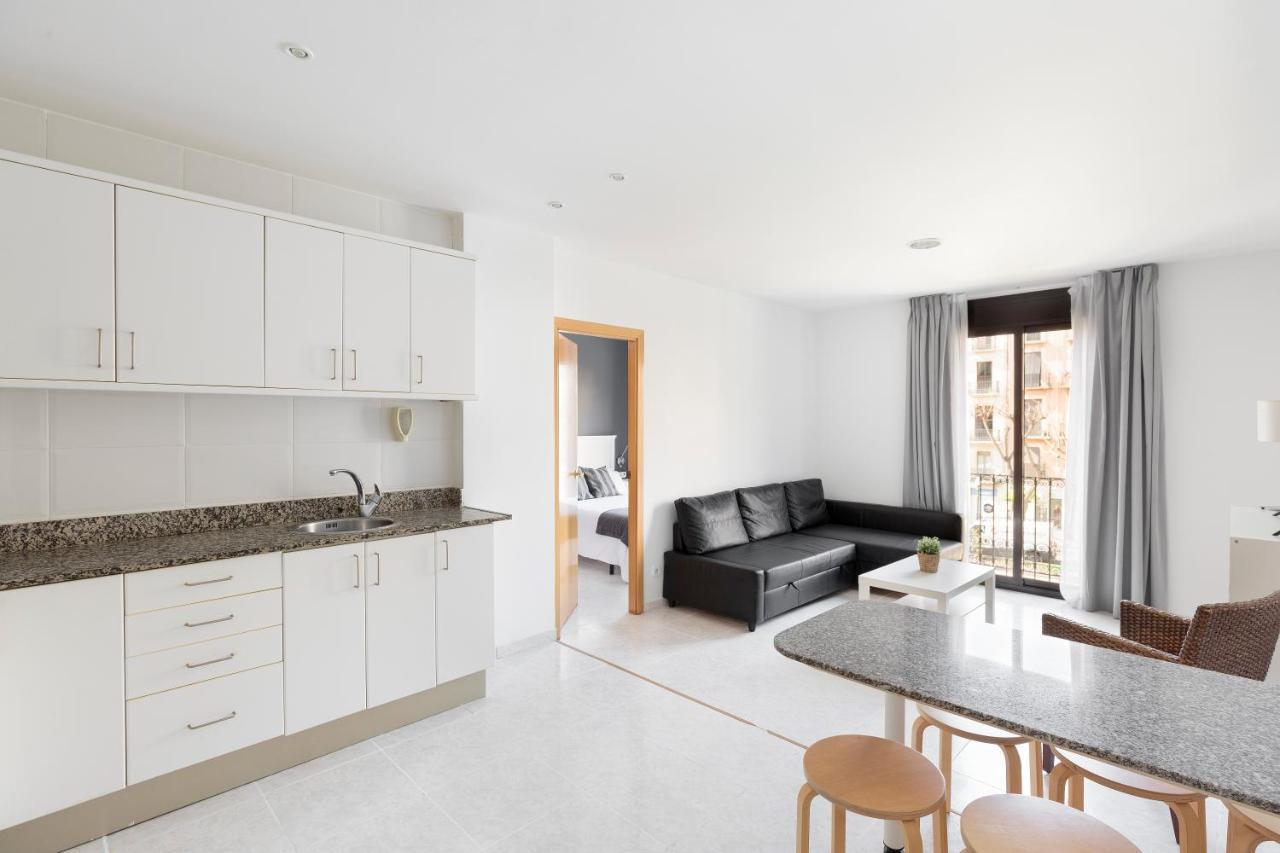 טראגונה Andreas Apartments מראה חיצוני תמונה