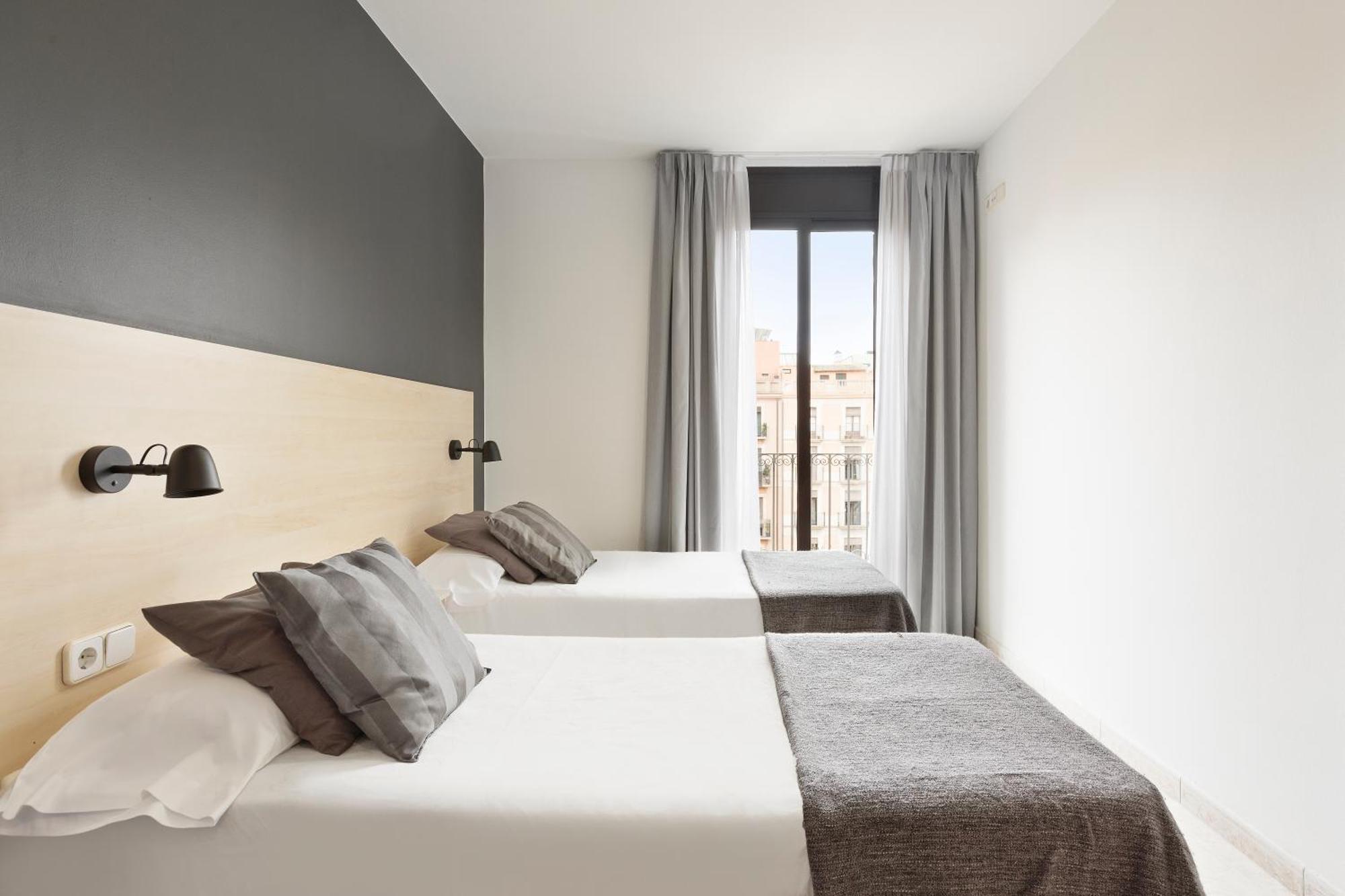 טראגונה Andreas Apartments מראה חיצוני תמונה